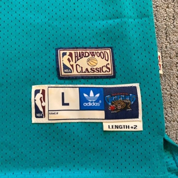 Vancouver Grizzles Throwback Adidas Hardwood Classics Jersey (Brian Reeves) - Picture 3 of 3